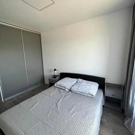 Cozy Place Near Old Town