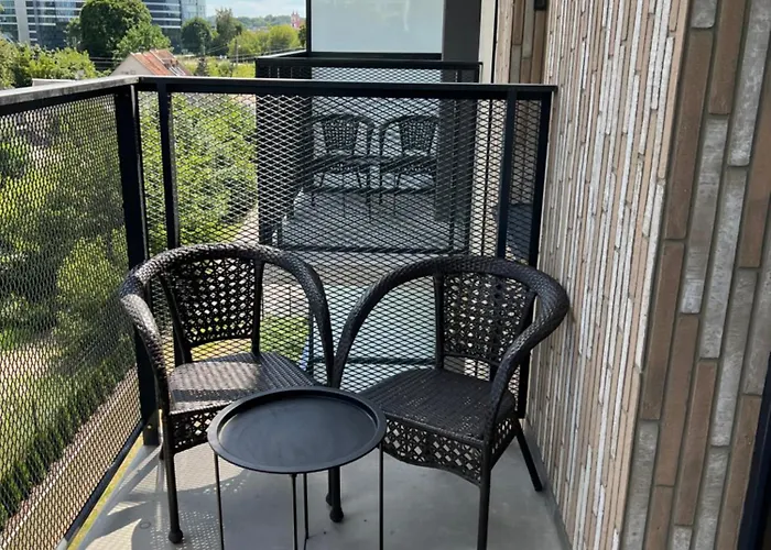 Cozy Place Near Old Town 公寓 *